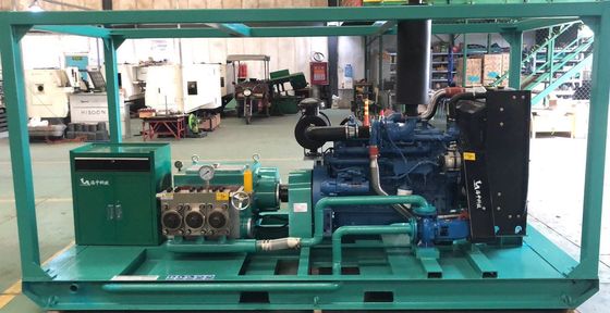 Máy làm sạch nước công nghiệp 630Bar động cơ diesel