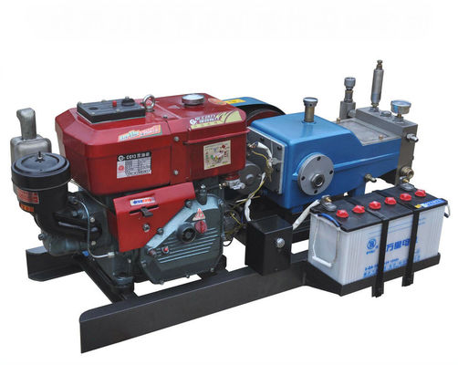 Máy phun thủy lực áp suất cao 750bar với động cơ diesel