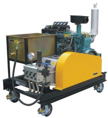 Máy phun nước 15000psi Máy rửa áp lực Hydroblaster Động cơ Diesel