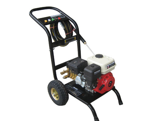 Máy rửa xe nước áp lực cao 150Bar 6HP với động cơ xăng